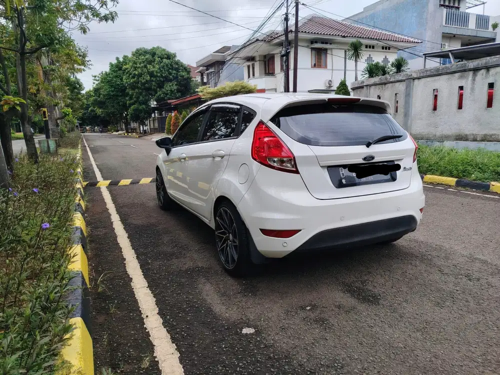 Ford Fiesta 2013.. pemakaian dan NIK 2014