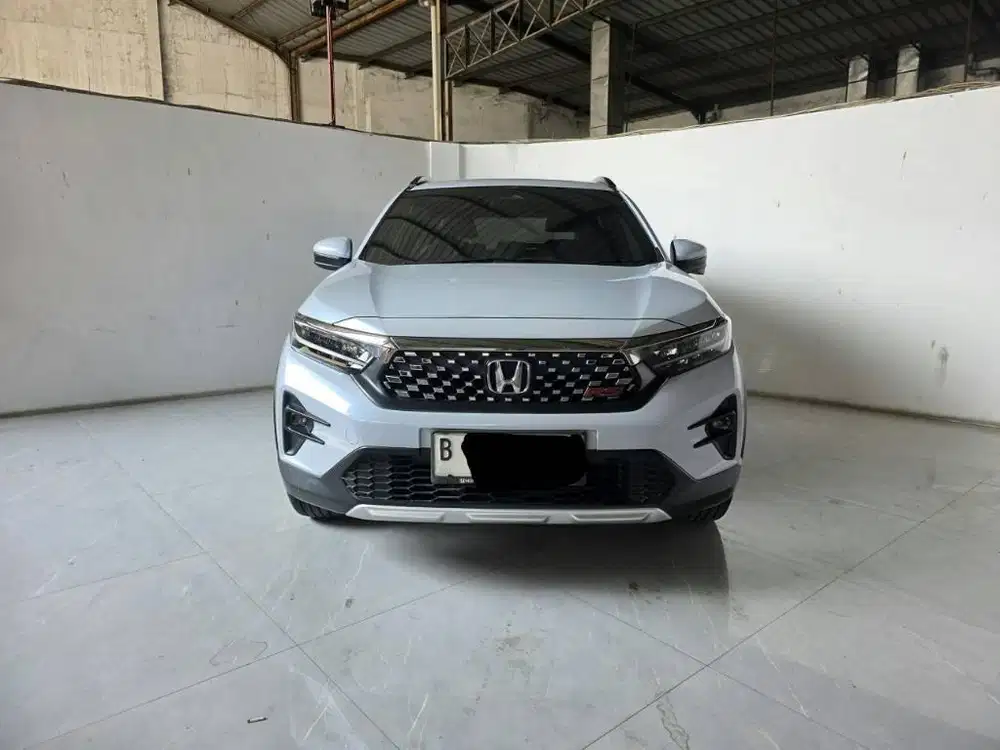 Low km 26rban Honda WRV RS Sensing AT ( Matic ) 2023 / 2024 Putih MLus