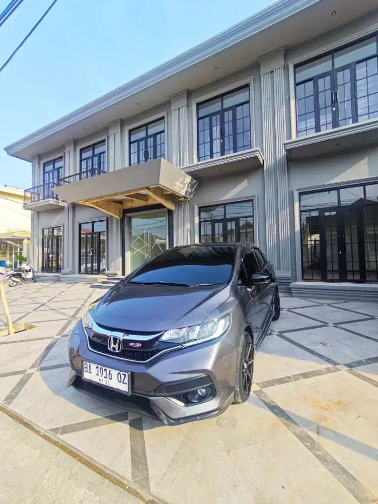 DI JUAL JAZZ RS CVT/AT 2019