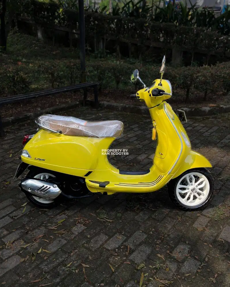 JUAL MURAH VESPA LX 125 iGET FACELIFT 2024 MULUS