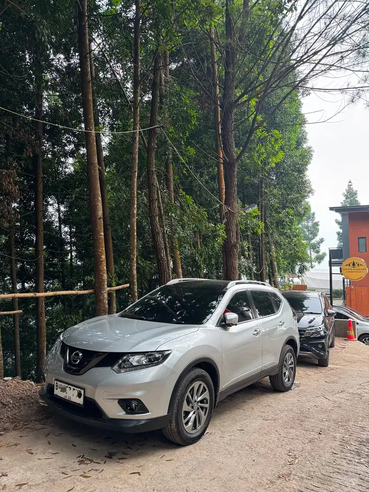 [ kM 25rb ] Antik Low KM Nissan X-Trail T32 2015