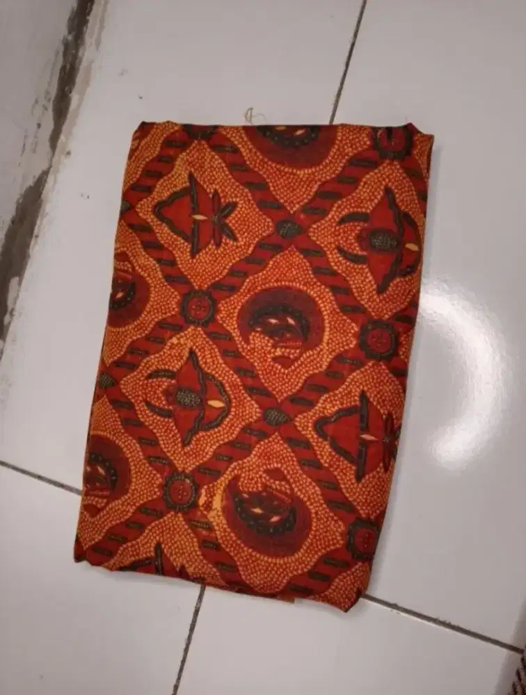 Kain jarik/gendongan