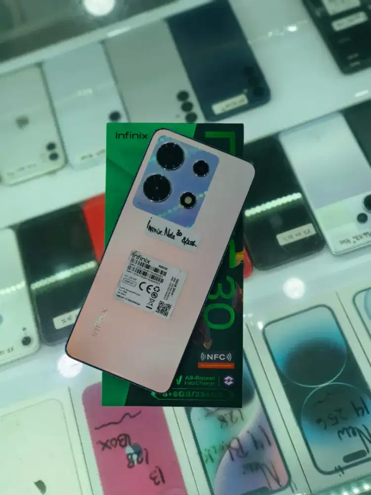 Infinix note 30 8/256 full ori munis lecet pinggir bekas softcas