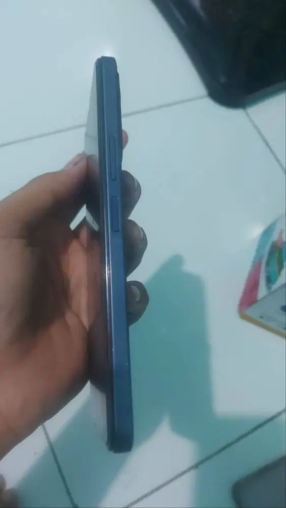 Handphone Vivo Y22 nominus