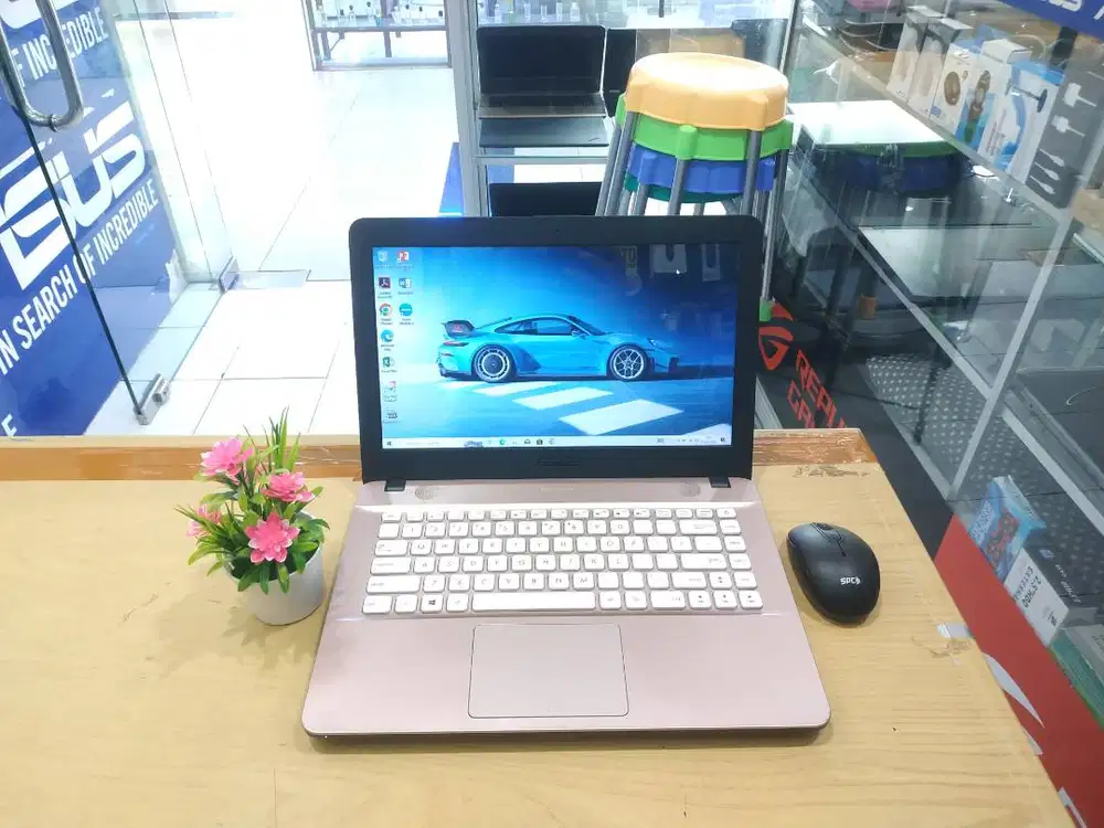 LAPTOP ASUS X441U CORE i3 RAM 4GB