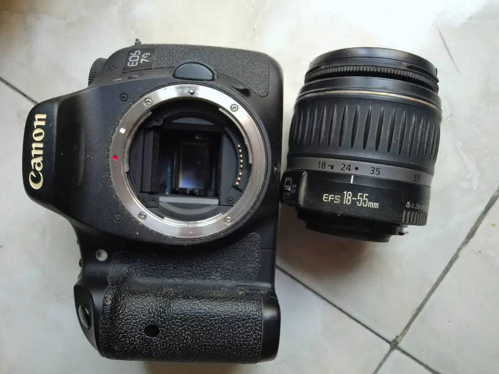 Eos 7D dan Tripod Manfrotto model 055XPROB