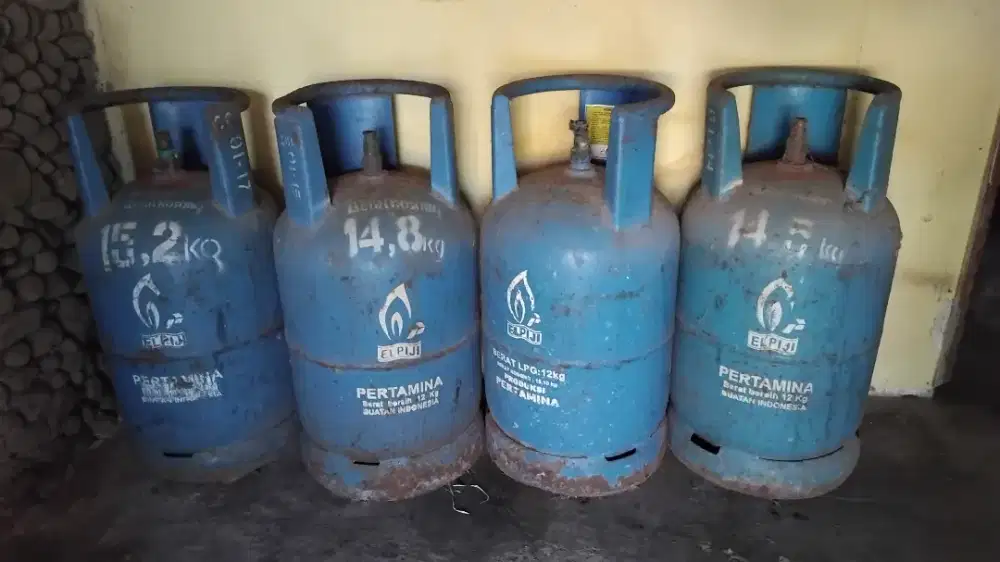 Dijual 4 tabung gas 12kg biru