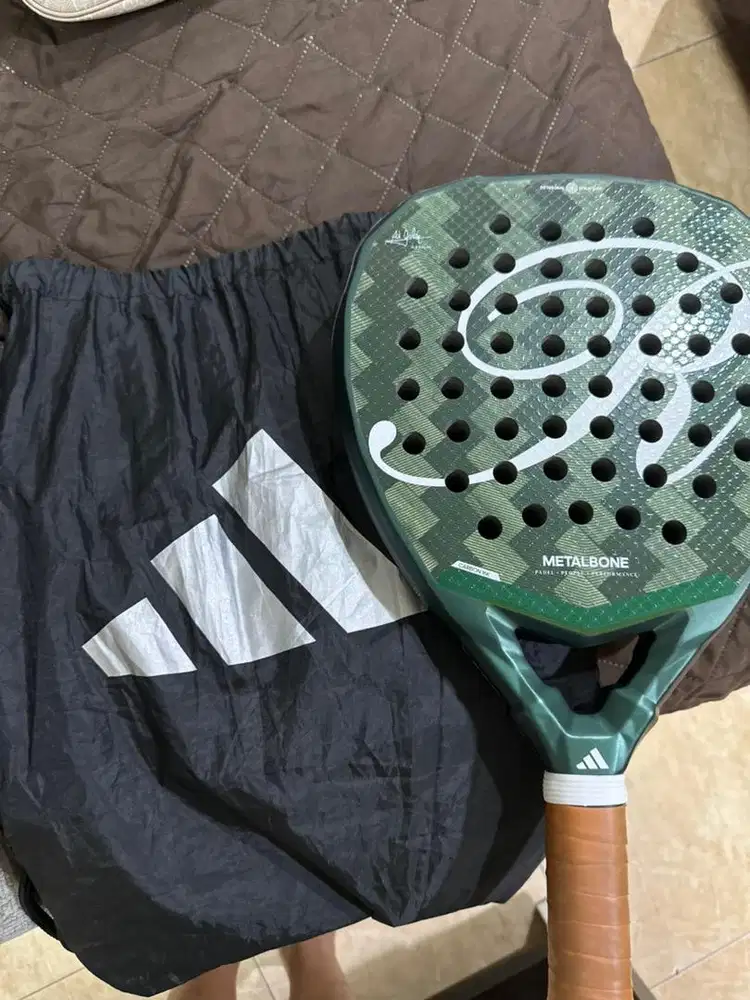 RAKET PADEL ADIDAS METALBONE RESERVE