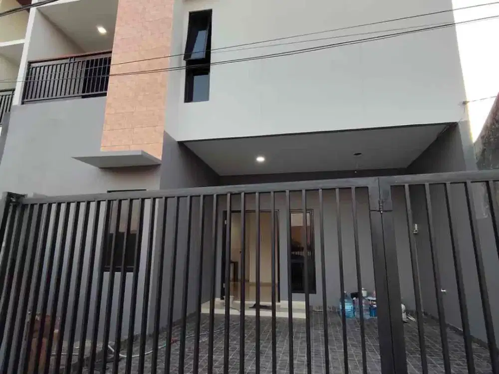 dijual rumah cantik baru di taman wisma asri