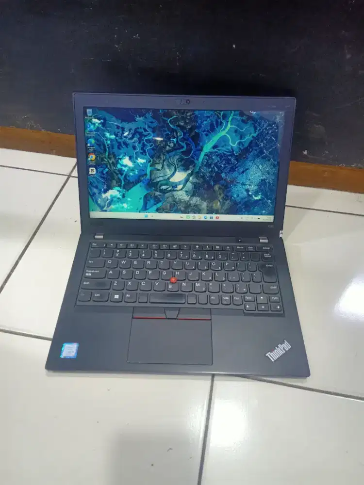 Thinkpad x280 core i5-8250U