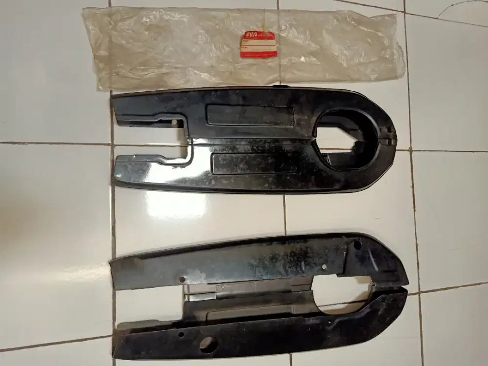 Ketengkas Tutup rantai sepeda motor Suzuki Shogun 125 Motorcycle