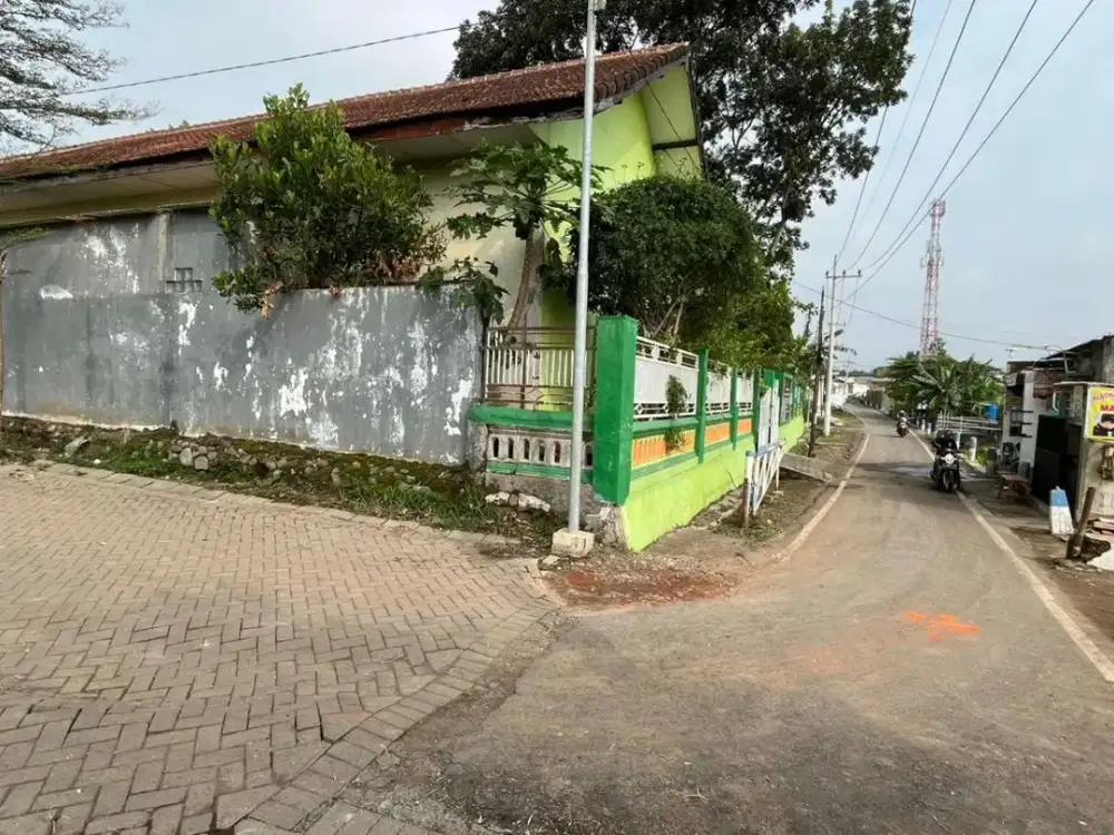 sukun di jual dekat cyber mall