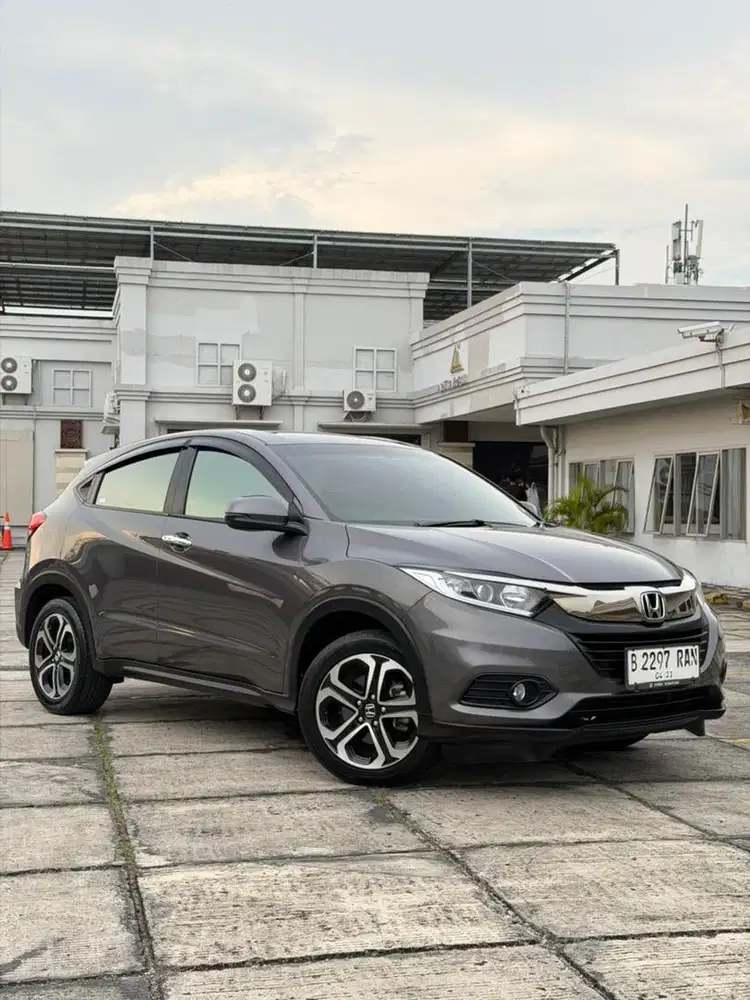 (Km 50ribu Record) HONDA HRV E 1.5 CVT 2021