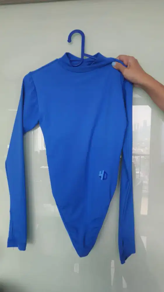 ​[PRELOVED] Baju Renang One-Piece Lengan Panjang - Biru Elektrik