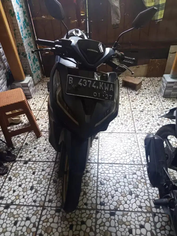 Jual Vario 125cc warna biru