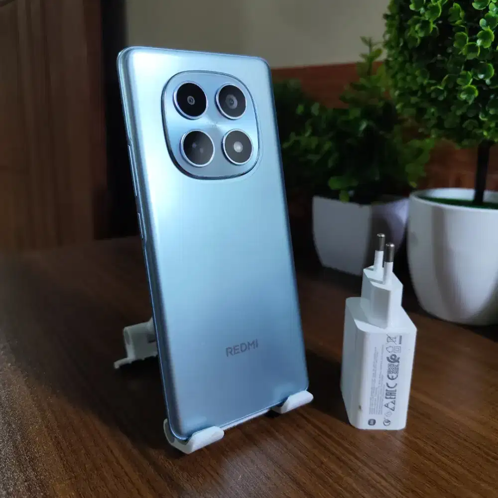 Redmi Note 15 Ram 8/256 Hp Dan charger mulus banget