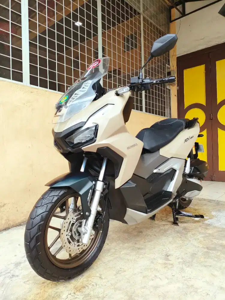Honda ADV / ADV 160 ABS Keyless HSTC 2025, Brown Premium Doff, Mulus.