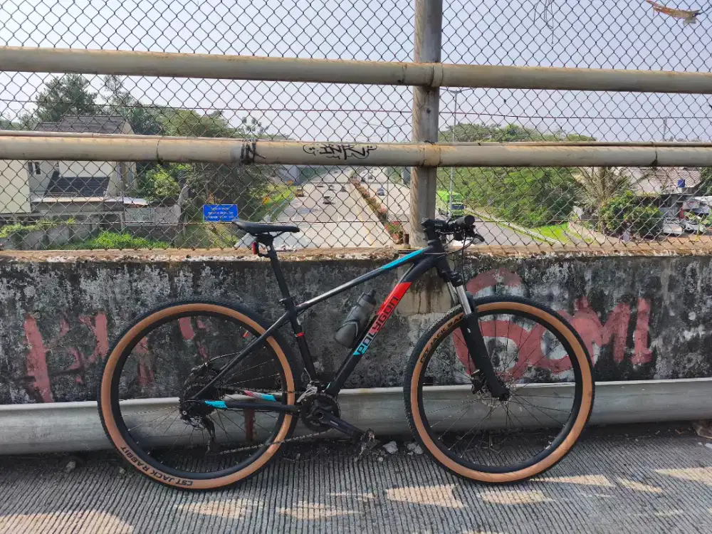 Sepeda mtb polygon xtrada 5 size 29 m