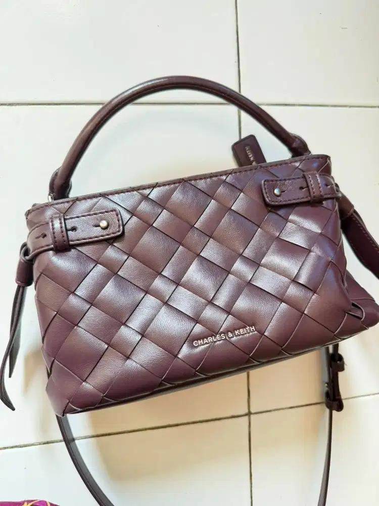 Tas Charles & Keith + paper bag