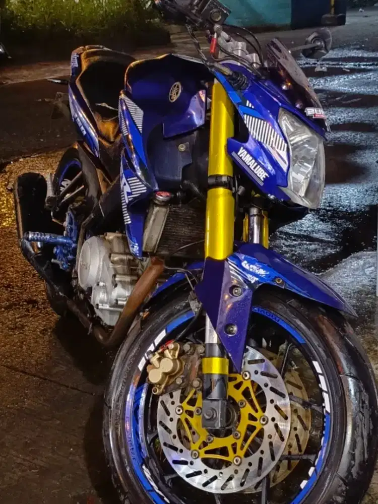 Vixion tahun 2013/limited edition