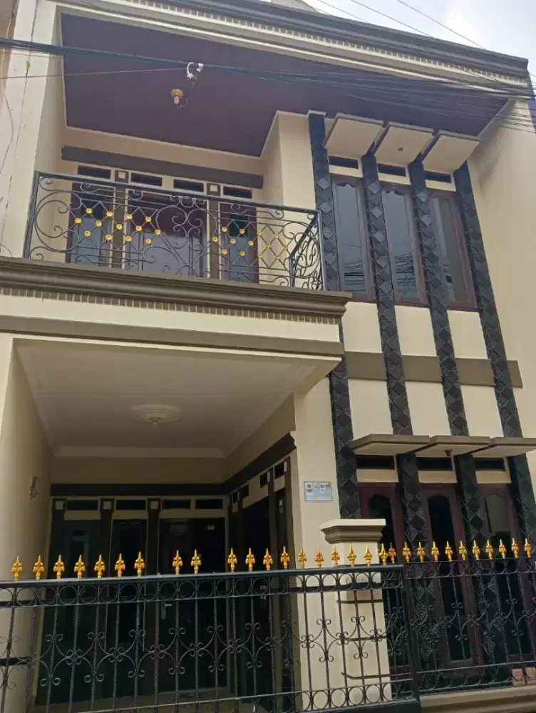 Rumah 2 Lantai + Area Jemuran di Atas, Ciptamas Padalarang (4KT)