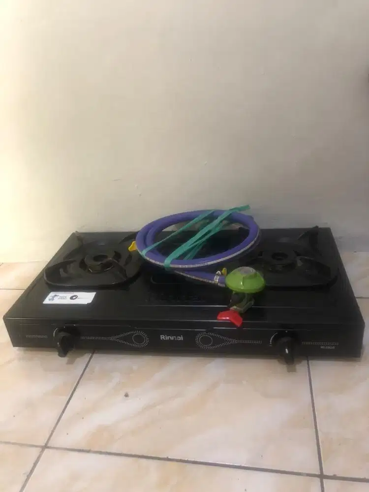 DIJUAL KOMPOR GAS RINAI 2 TENGKU MASIH BAGUS BANGET + SELANG