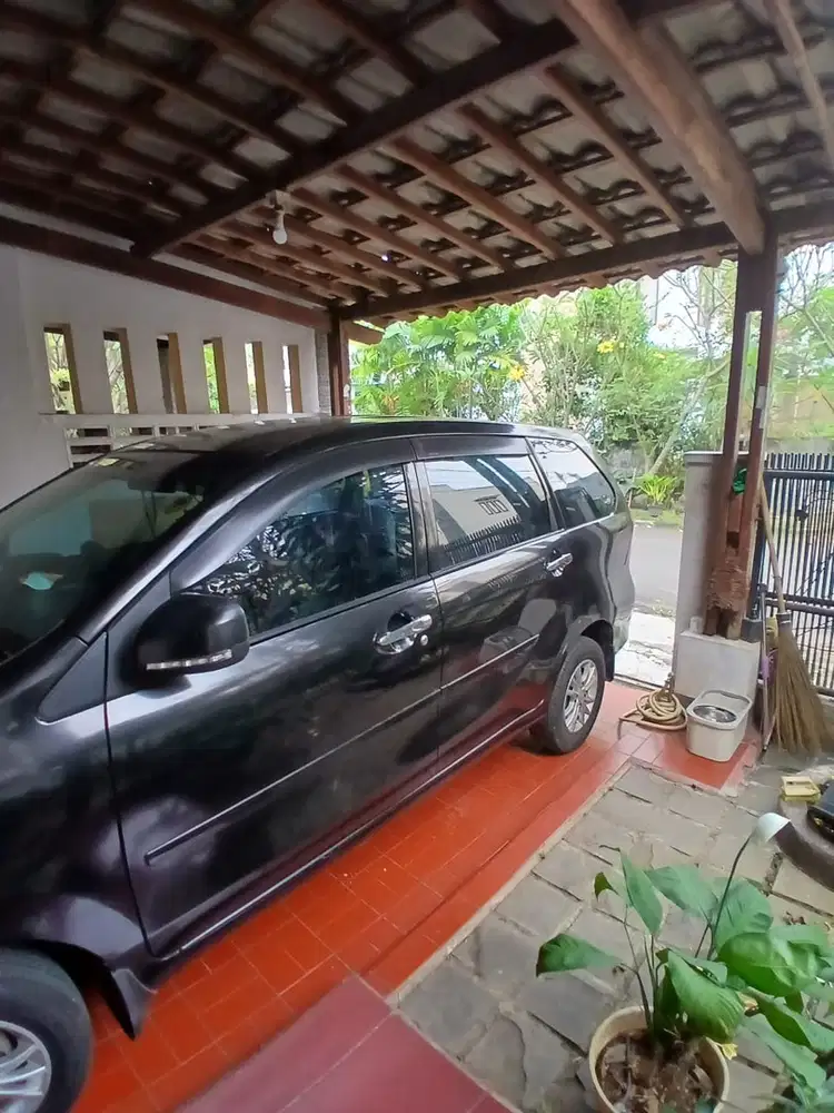 Daihatsu Xenia 2012 Bensin