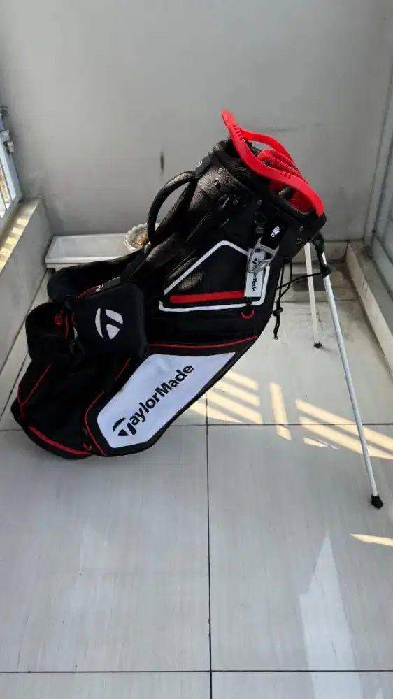 Tas Golf TaylorMade Original Stand Bag Premium | Ringan & Mulus.