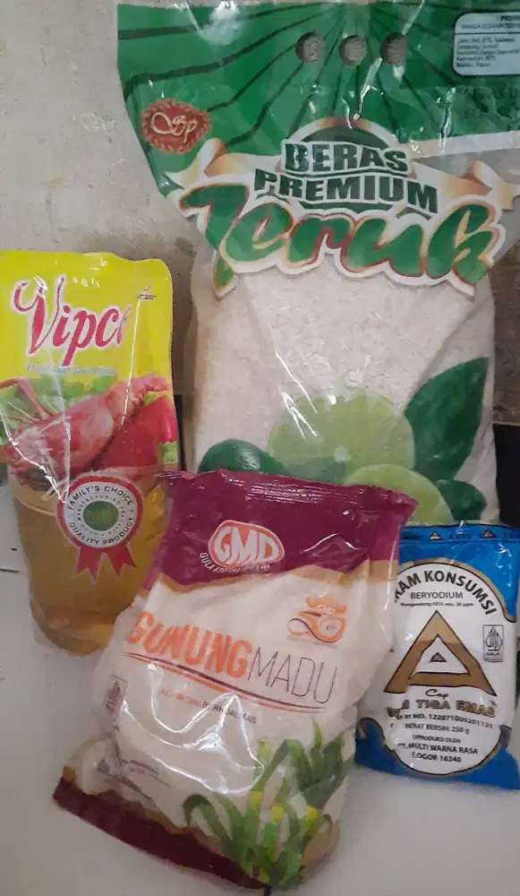 Paket sembako murah