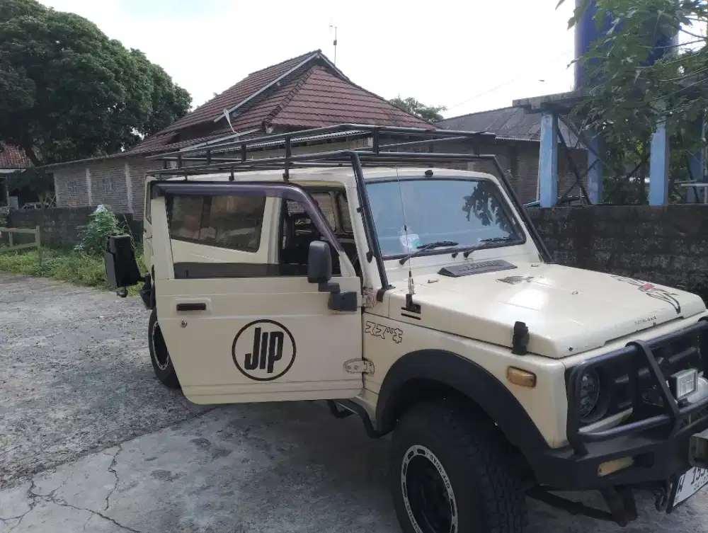 DIJUAL KHUSUS PENGGEMAR JEEP KATANA LC 4X4
