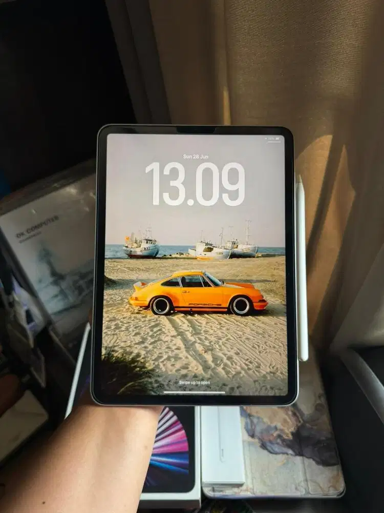 ipad pro gen 3 M1 256gb wifi only + apple pencil gen 2