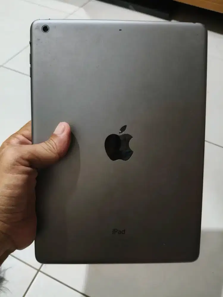 iPad air gen 1 64gb wifi only