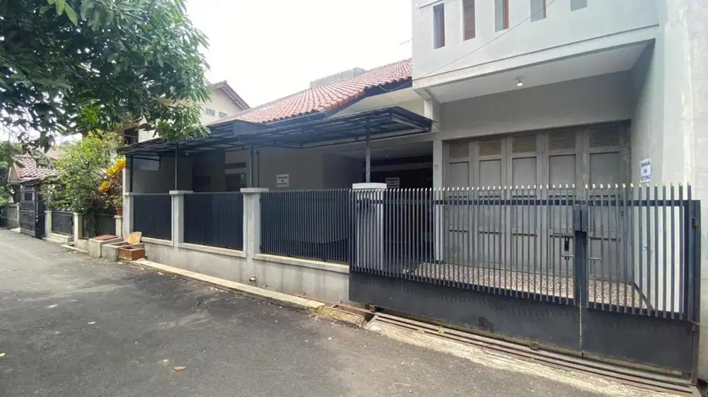 Disewakan Rumah Tinggal 2 Lantai Per Tahun Margahayu Raya Bandung