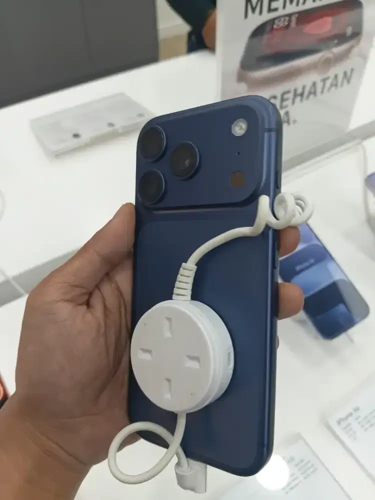 Cicilan iphone 17 pro Bunga 0% syarat KTP