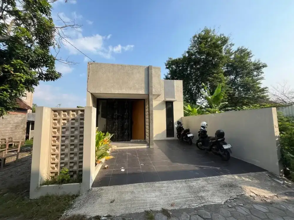 dijual rumah baru di blotan wedomartani bisa KPR