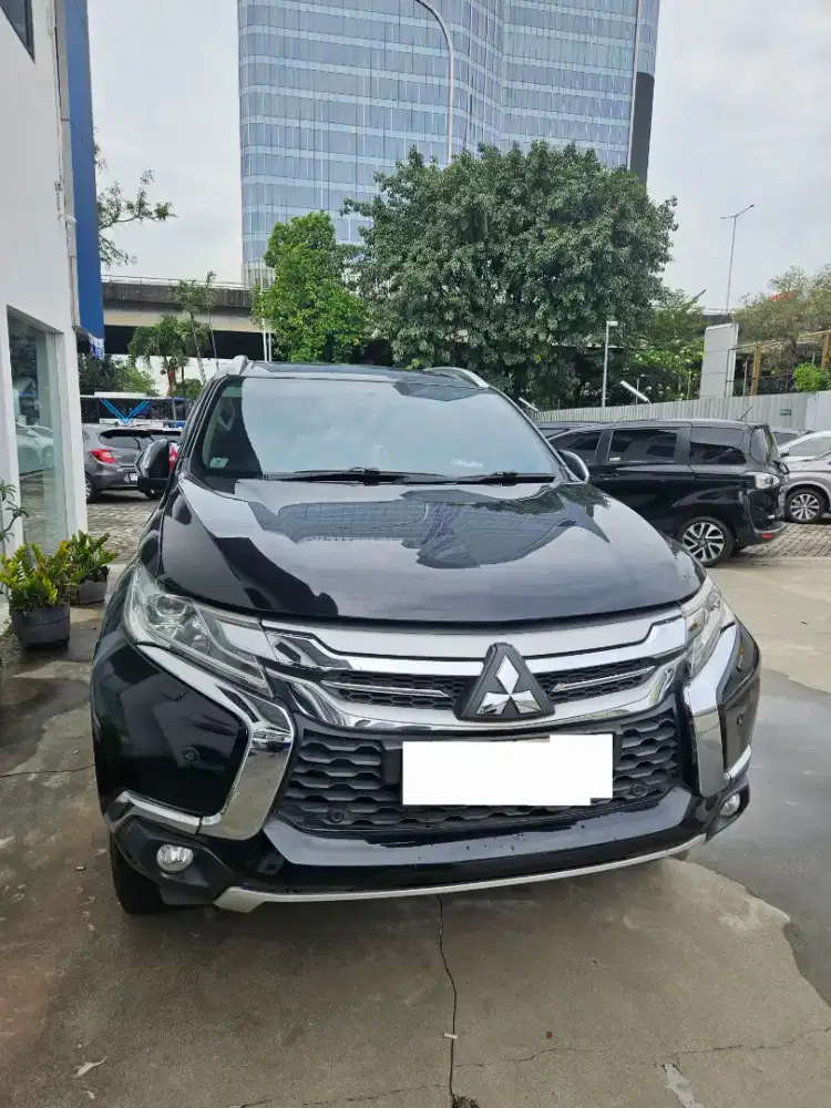 Mitshubishi Pajero Sport Dakar 2.4 AT Tahun 2018