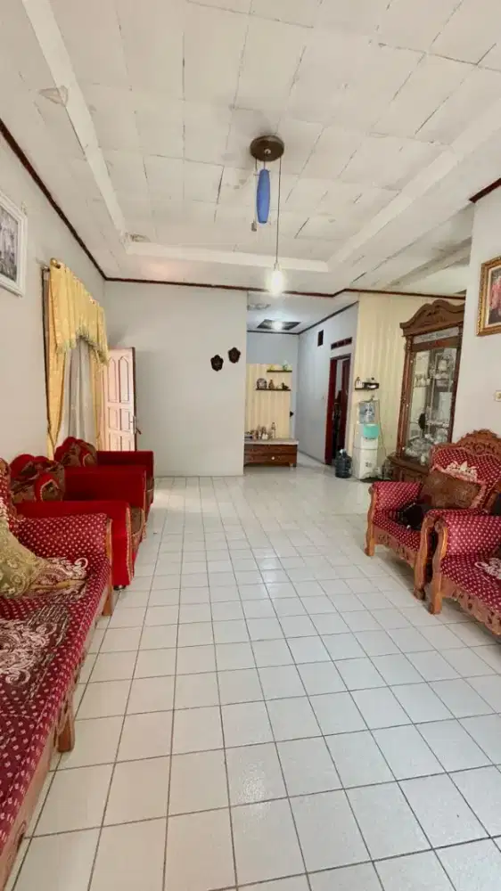 Dijual Rumah Cepat (Nego) bebas banjir dan strategis