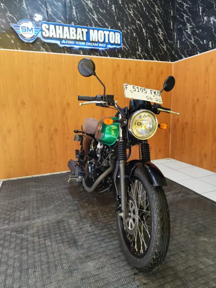 W175 SE TH 2024 KM LOW CASH ATAU KREDIT DAN SPAYLATER BERGARANSI