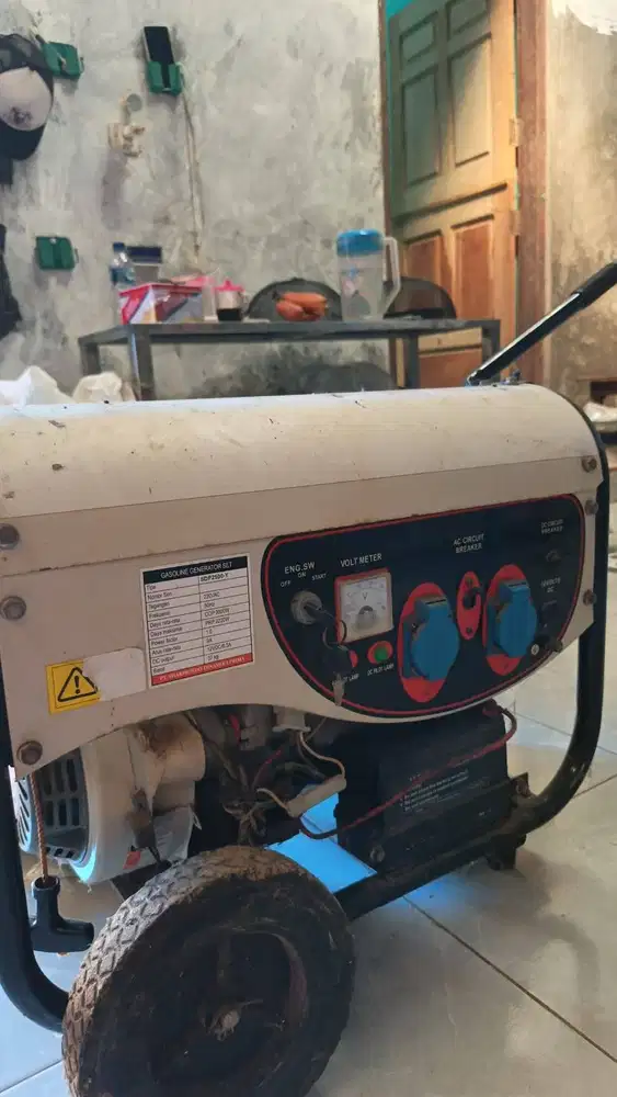 Genset bensin seken 2000 watt SDP 2500-Y