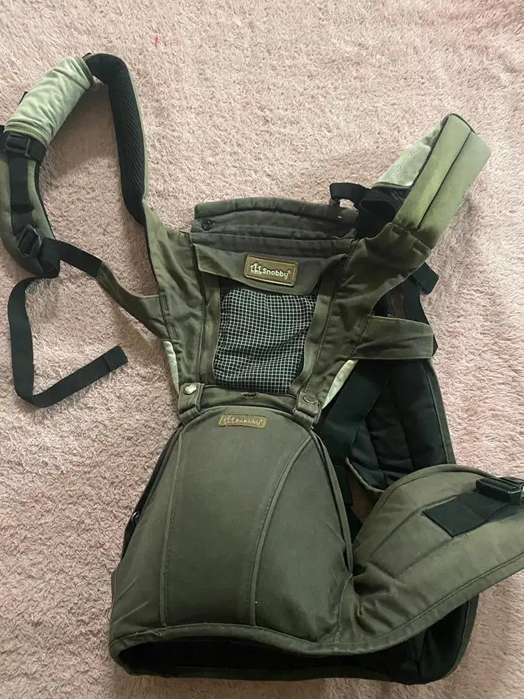 Gendongan hipseat snobby
