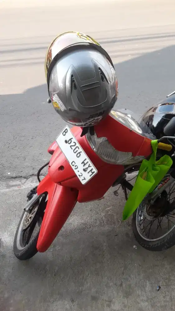 Di jual motor suzuki smash th 2003 surat surat kumplit