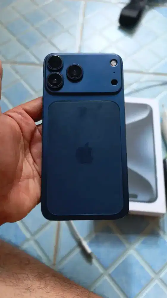 Iphone xs max castem iphone 17 pro max