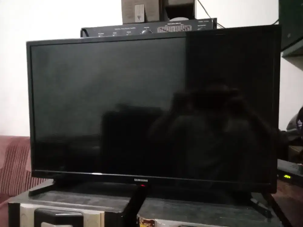 TV LED SAMSUNG 24 in + STB