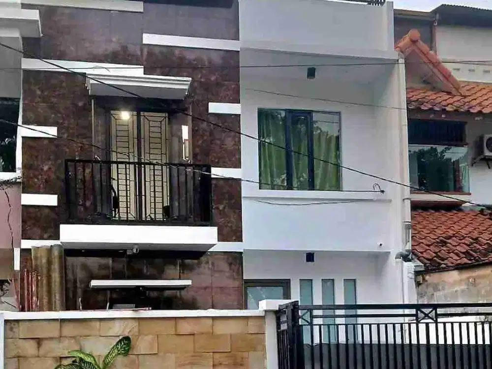 Murah 2unit Babatan Pratama 2 dan 3 Lantai
