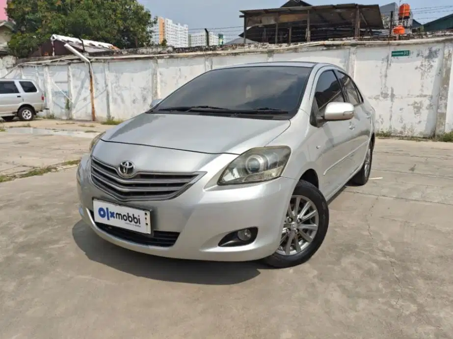 DP MURAH - Toyota Vios 1.5 G Bensin-AT 2012 Silver
