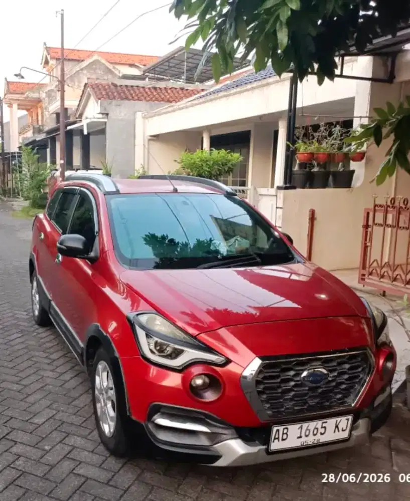 Datsun Cross 1.2 CVT Marun Metalik Murah Istimewa