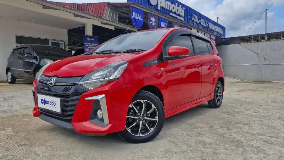 Ayla 1.2 R Deluxe Bensin-AT-2021