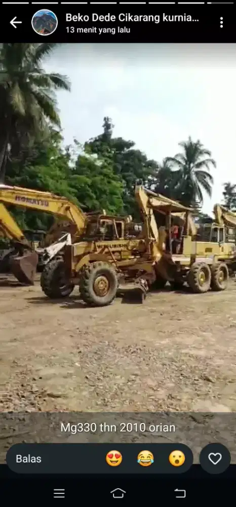 Grader MG 330 Tahun 1010