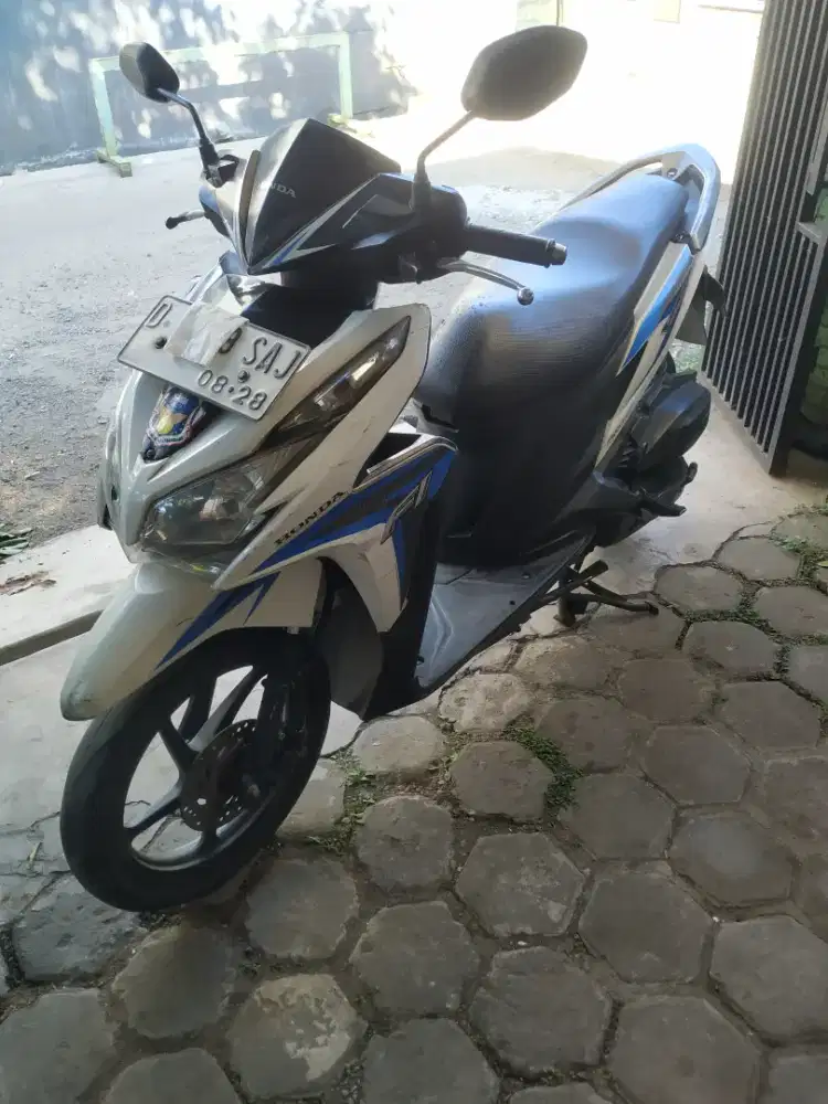 Vario 125 KZR 2013Techno