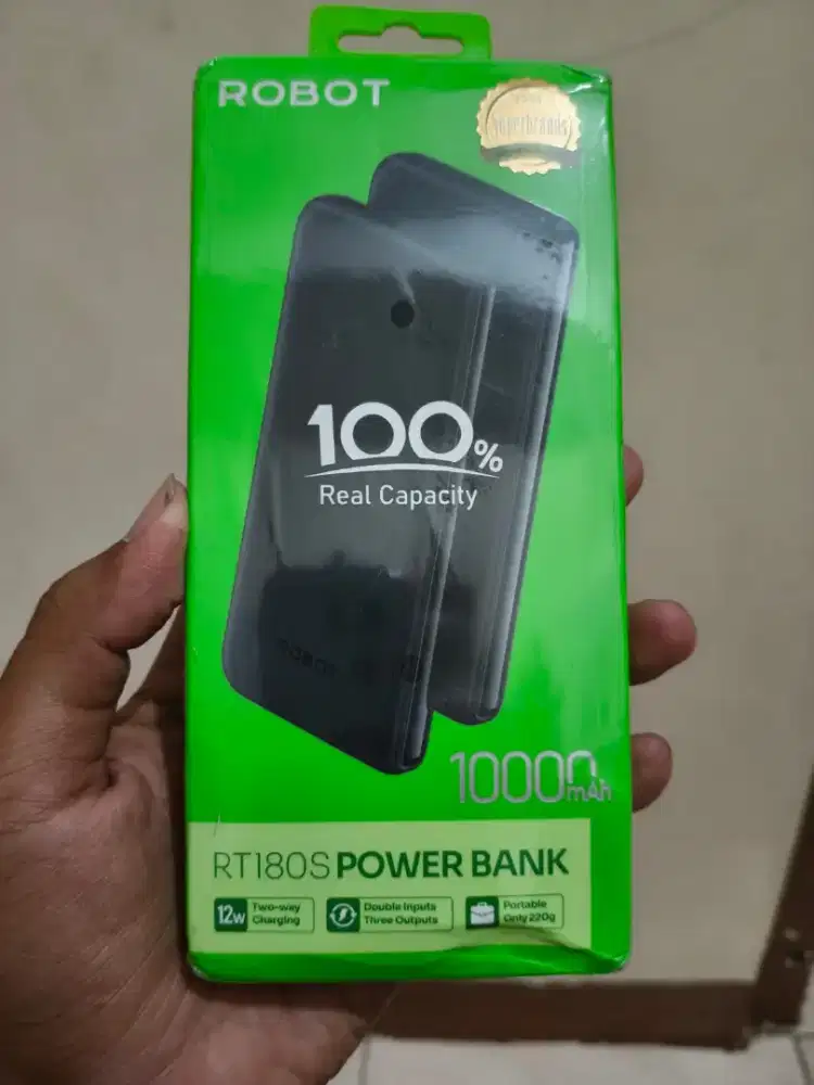 NEW Powerbank ROBOT RT180S